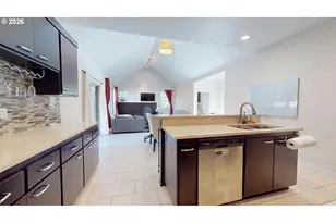 375 Mia Ln, Eugene, OR 97401 - Photo 16