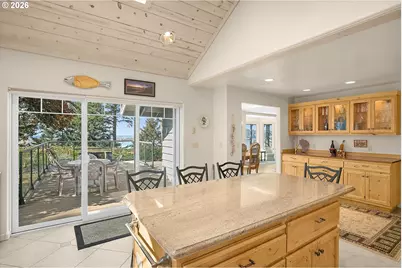 1050 SW Norwood Dr, Waldport, OR 97394 - Photo 18