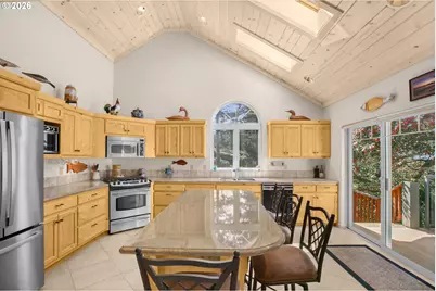 1050 SW Norwood Dr, Waldport, OR 97394 - Photo 14
