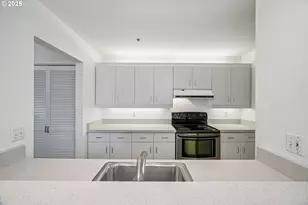 1616 S Harbor Way, Portland, OR 97201 - Photo 10