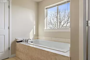 12702 SE Meadehill Ave, Happy Valley, OR 97086 - Photo 28