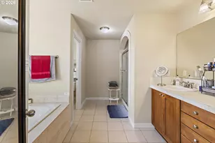 12702 SE Meadehill Ave, Happy Valley, OR 97086 - Photo 26