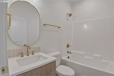 6187 N Albina Ave #2, Portland, OR 97217 - Photo 10