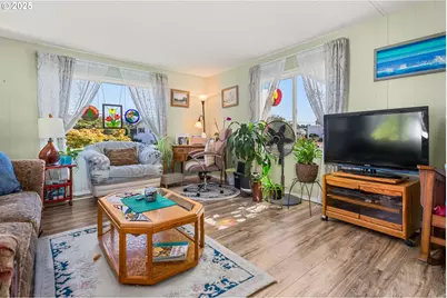 2902 E 2nd St #106, Newberg, OR 97132 - Photo 8