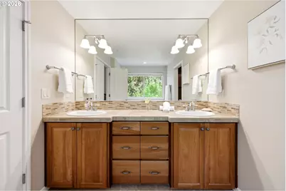 1639 SW Joshua St, Portland, OR 97219 - Photo 26
