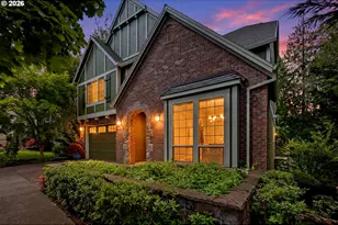 1639 SW Joshua St, Portland, OR 97219 - Photo 2