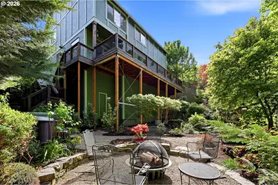 1639 SW Joshua St, Portland, OR 97219 - Photo 40