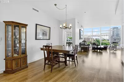 949 NW Overton St #512, Portland, OR 97209 - Photo 6