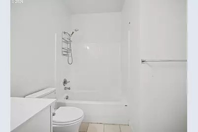 425 NE Bryant St #101, Portland, OR 97211 - Photo 20