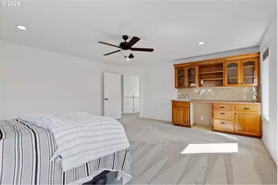 211 W Hazelnut Dr, Newberg, OR 97132 - Photo 18