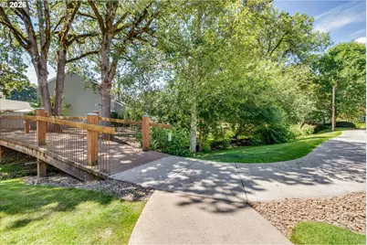 12980 SW 5th St, Beaverton, OR 97005 - Photo 44