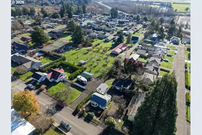 1271 W 11th St, Coquille, OR 97423 - Photo 32