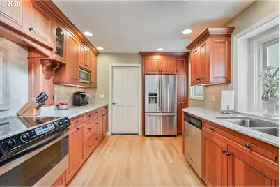2454 Archwood Dr, Longview, WA 98632 - Photo 10