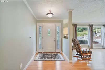 2454 Archwood Dr, Longview, WA 98632 - Photo 4