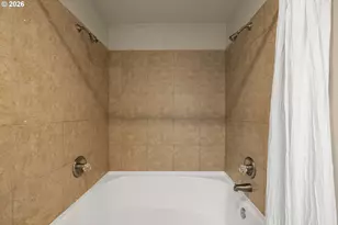 8086 SW Ashford St, Tigard, OR 97224 - Photo 18