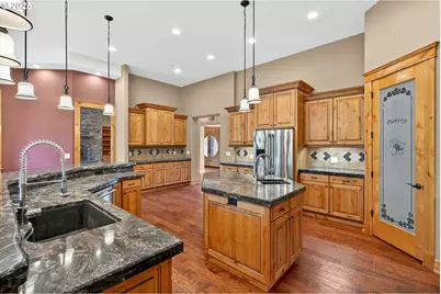 16025 SW Hillsboro Hwy, Hillsboro, OR 97123 - Photo 14