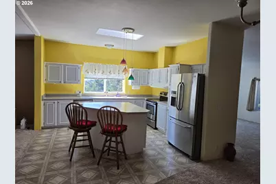 727 Hilltop Dr, Oakland, OR 97462 - Photo 6
