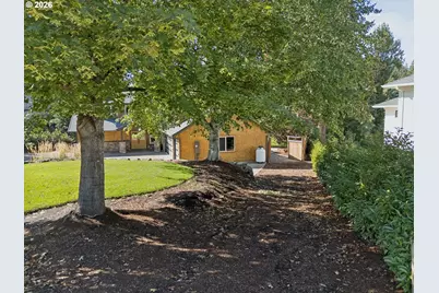 24649 NE Butteville Rd, Aurora, OR 97002 - Photo 32