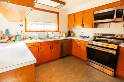 315 Coffield Canyon Rd, Wishram, WA 98673 - Photo 8
