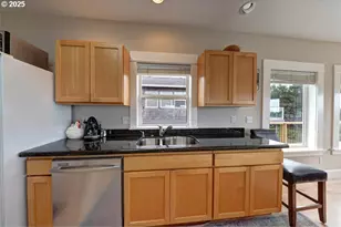 1036 Beach Cir, Manzanita, OR 97130 - Photo 8