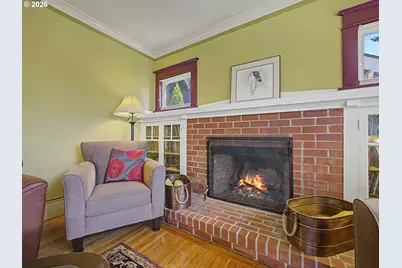 5774 NE Garfield Ave, Portland, OR 97211 - Photo 8