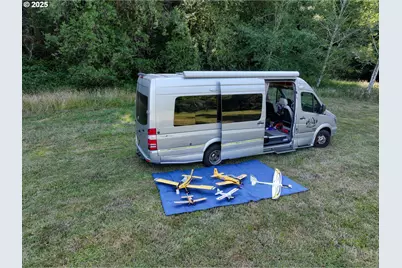 99301 Agness Rd, Gold Beach, OR 97444 - Photo 14