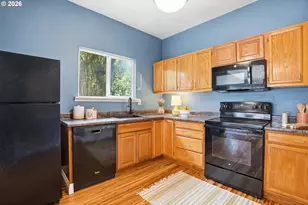 10612 SE Harold St, Portland, OR 97266 - Photo 12