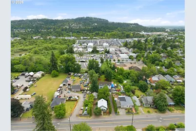 10612 SE Harold St, Portland, OR 97266 - Photo 32