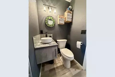 404 Garibaldi Ave, Garibaldi, OR 97118 - Photo 34