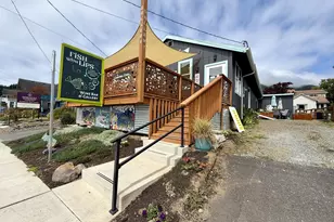 404 Garibaldi Ave, Garibaldi, OR 97118 - Photo 1