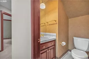 29611 Old Rainier Rd, Rainier, OR 97048 - Photo 32