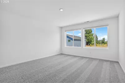 564 Upland Ave, Woodburn, OR 97071 - Photo 10