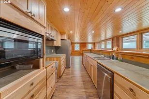 94278 Shotgun Dr, North Bend, OR 97459 - Photo 14