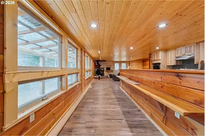 94278 Shotgun Dr, North Bend, OR 97459 - Photo 10