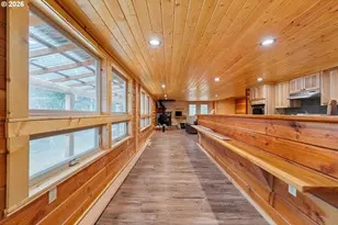 94278 Shotgun Dr, North Bend, OR 97459 - Photo 10