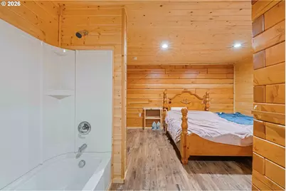 94278 Shotgun Dr, North Bend, OR 97459 - Photo 18