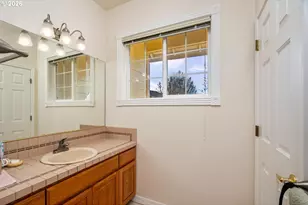 575 NW Blueridge Ct, Beaverton, OR 97006 - Photo 18