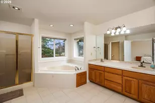 575 NW Blueridge Ct, Beaverton, OR 97006 - Photo 24