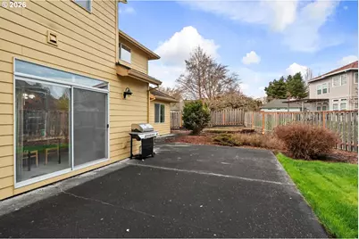575 NW Blueridge Ct, Beaverton, OR 97006 - Photo 34