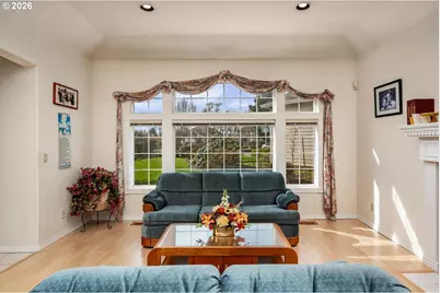 575 NW Blueridge Ct, Beaverton, OR 97006 - Photo 4