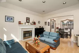 575 NW Blueridge Ct, Beaverton, OR 97006 - Photo 8