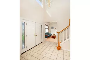575 NW Blueridge Ct, Beaverton, OR 97006 - Photo 6