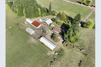 17300 SW Muddy Valley Rd, McMinnville, OR 97128 - Photo 8