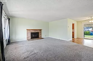 630 S 3rd St, Cottage Grove, OR 97424 - Photo 8