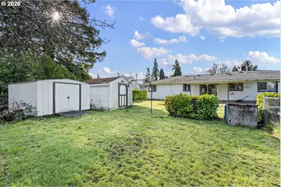 630 S 3rd St, Cottage Grove, OR 97424 - Photo 46