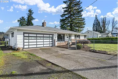 630 S 3rd St, Cottage Grove, OR 97424 - Photo 6