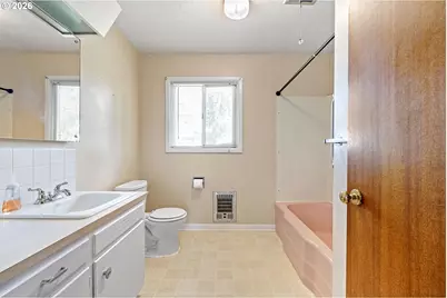 630 S 3rd St, Cottage Grove, OR 97424 - Photo 24