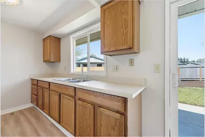 20865 SW Jay St, Beaverton, OR 97003 - Photo 10