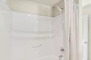 10804 NE Holly St, Hillsboro, OR 97006 - Photo 18