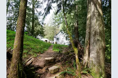 69947 E Highway 26 #1, Rhododendron, OR 97049 - Photo 24